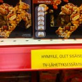 Sinua katsellaan. Sinua katsellaan.